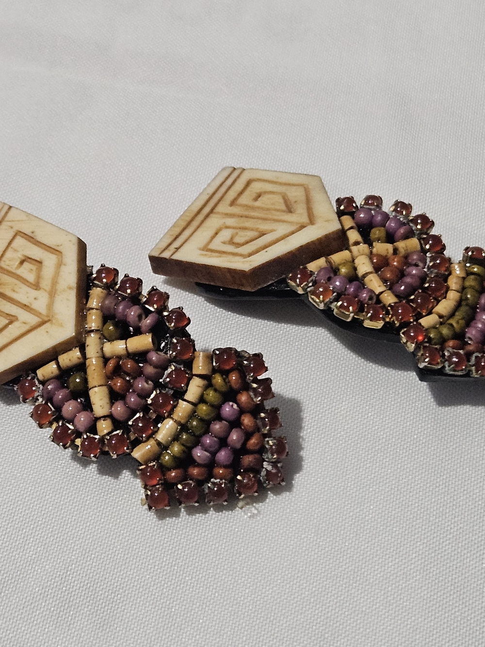 M&J Hansen Designs 1989 Signed Vintage Statement Clip-On Earrings Beaded